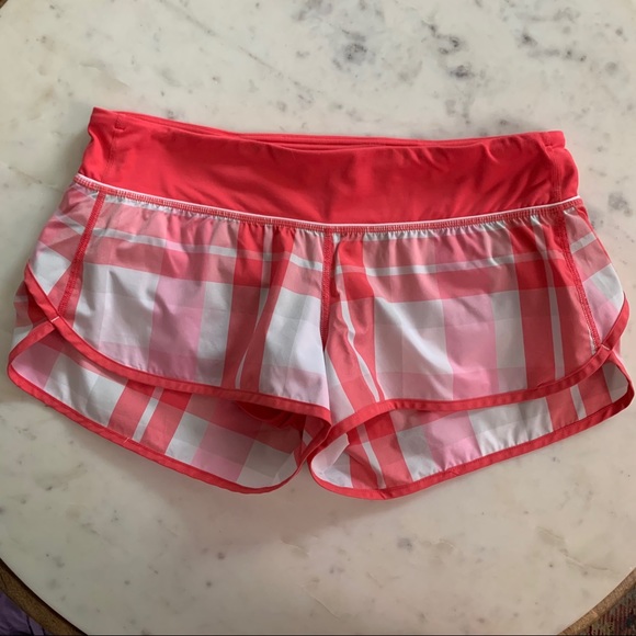 Lululemon Speed Up shorts 2.5” - Picture 1 of 3
